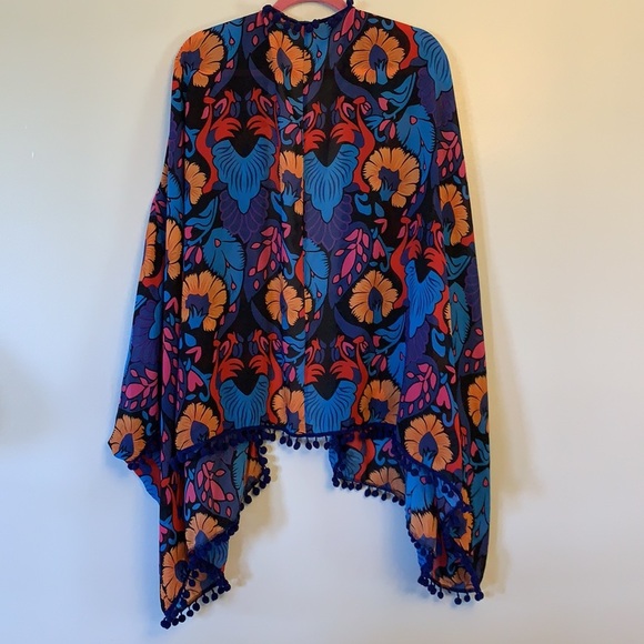 Floral shawl - beautiful ornate print, OS - Picture 2 of 5